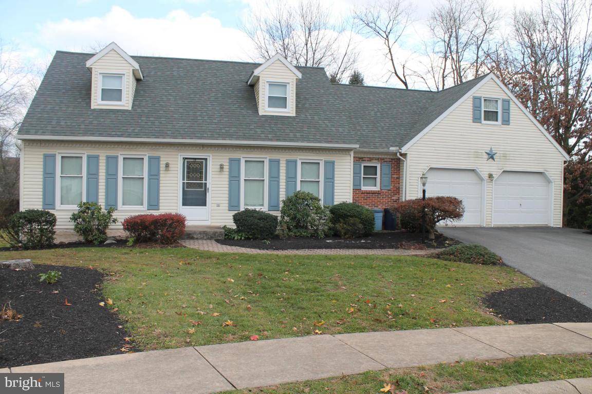 Stevens, PA 17578,6 WOODCHUCK LN