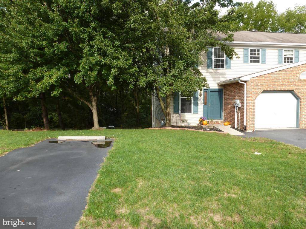 Lititz, PA 17543,394 CROSSWINDS DR