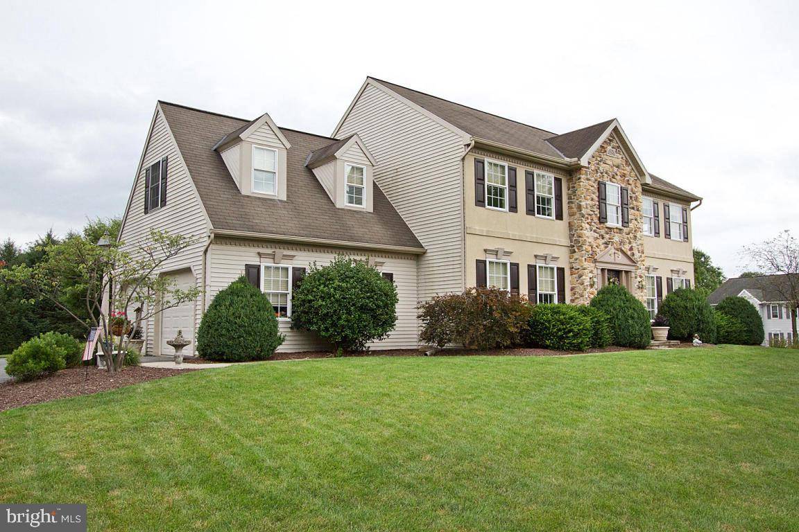 Ephrata, PA 17522,145 SPRING MEADOW LN