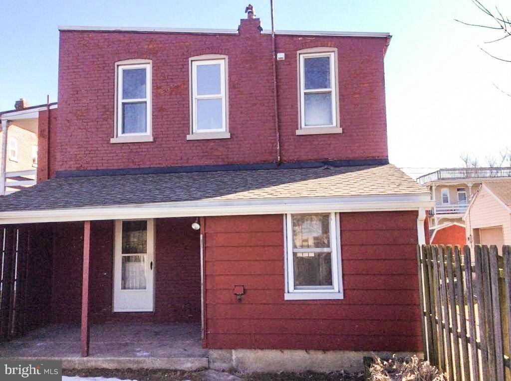 Columbia, PA 17512,821 BLUNSTON ST