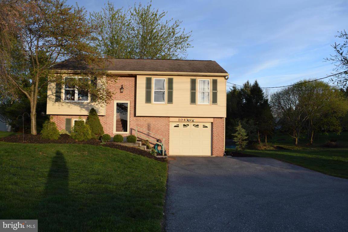 Lititz, PA 17543,1043 BRUNNERVILLE RD