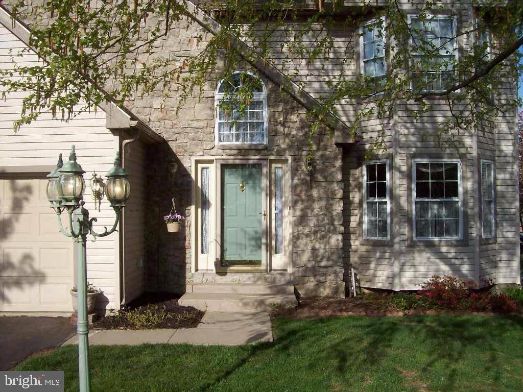 Willow Street, PA 17584,416 WOODHALL DR