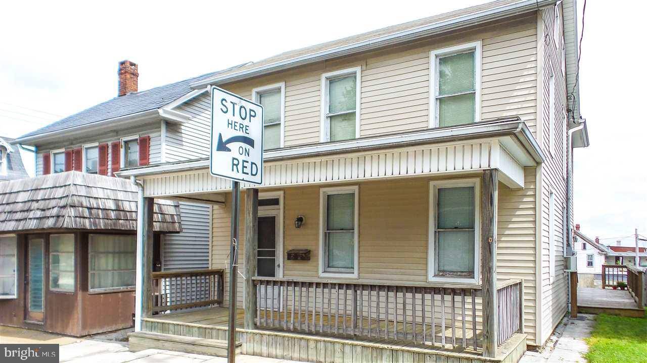 Dallastown, PA 17313,205 E MAIN ST