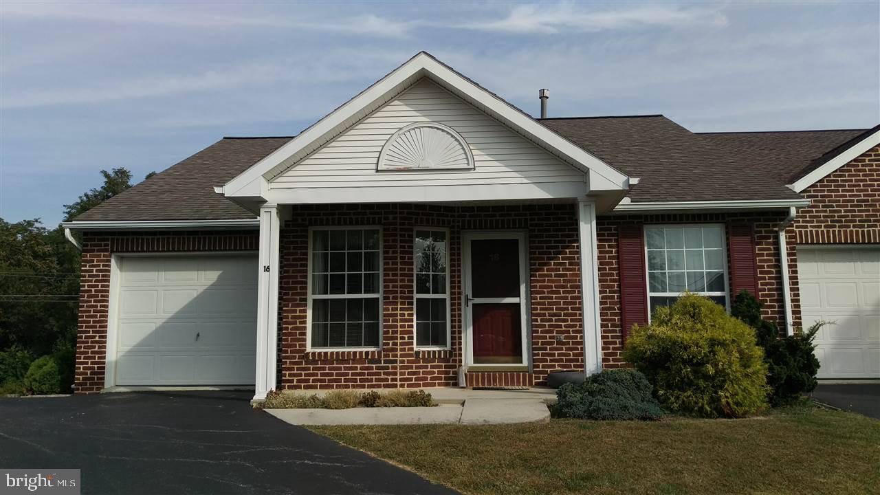 Carlisle, PA 17015,16 THORNHILL CT