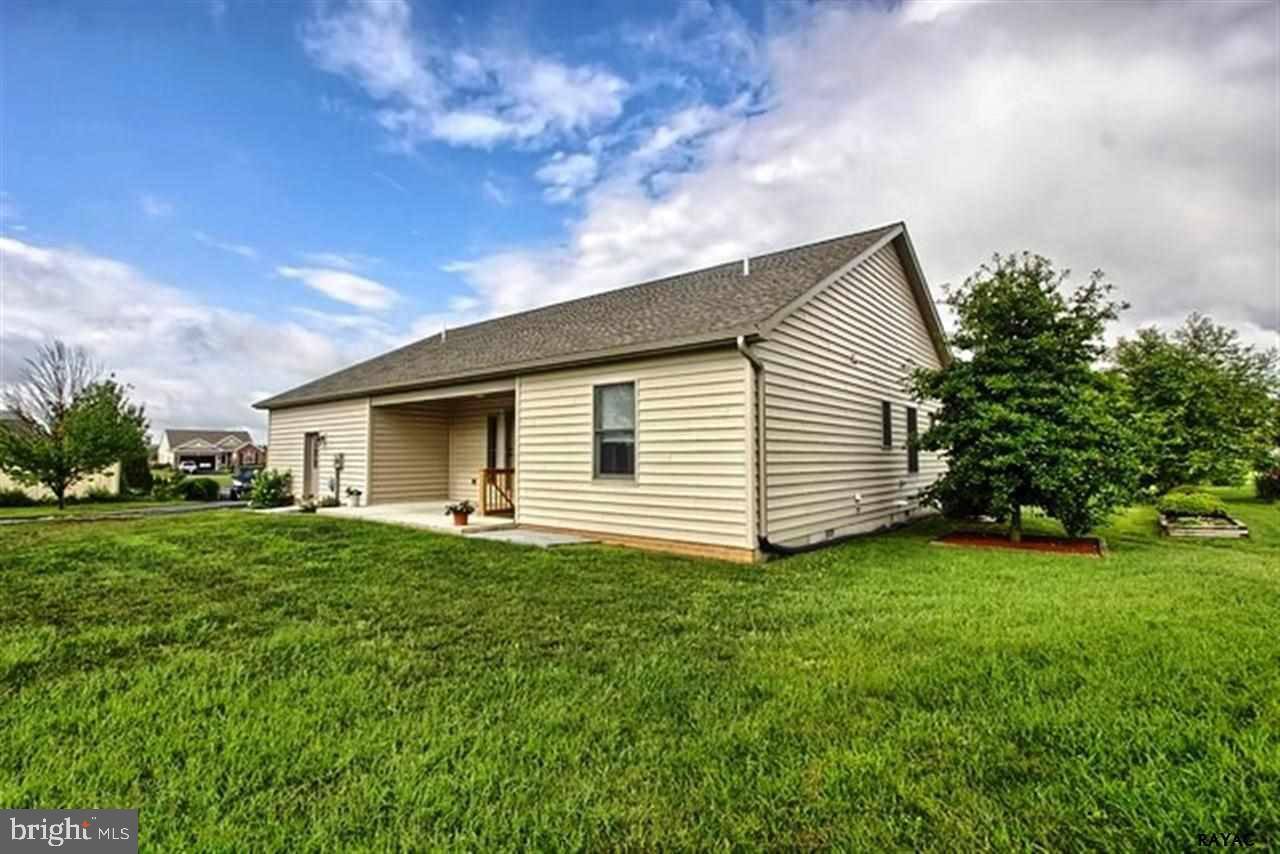 Hanover, PA 17331,148 LYNX DR