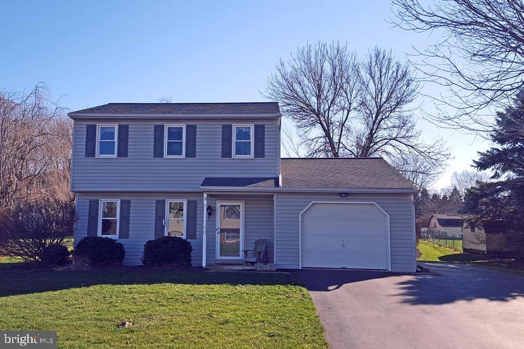 Ephrata, PA 17522,3 JUSTIN CIR