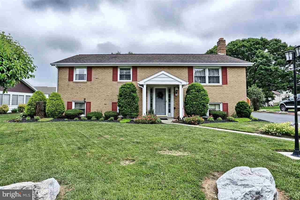 Hanover, PA 17331,54 EVERGREEN DR