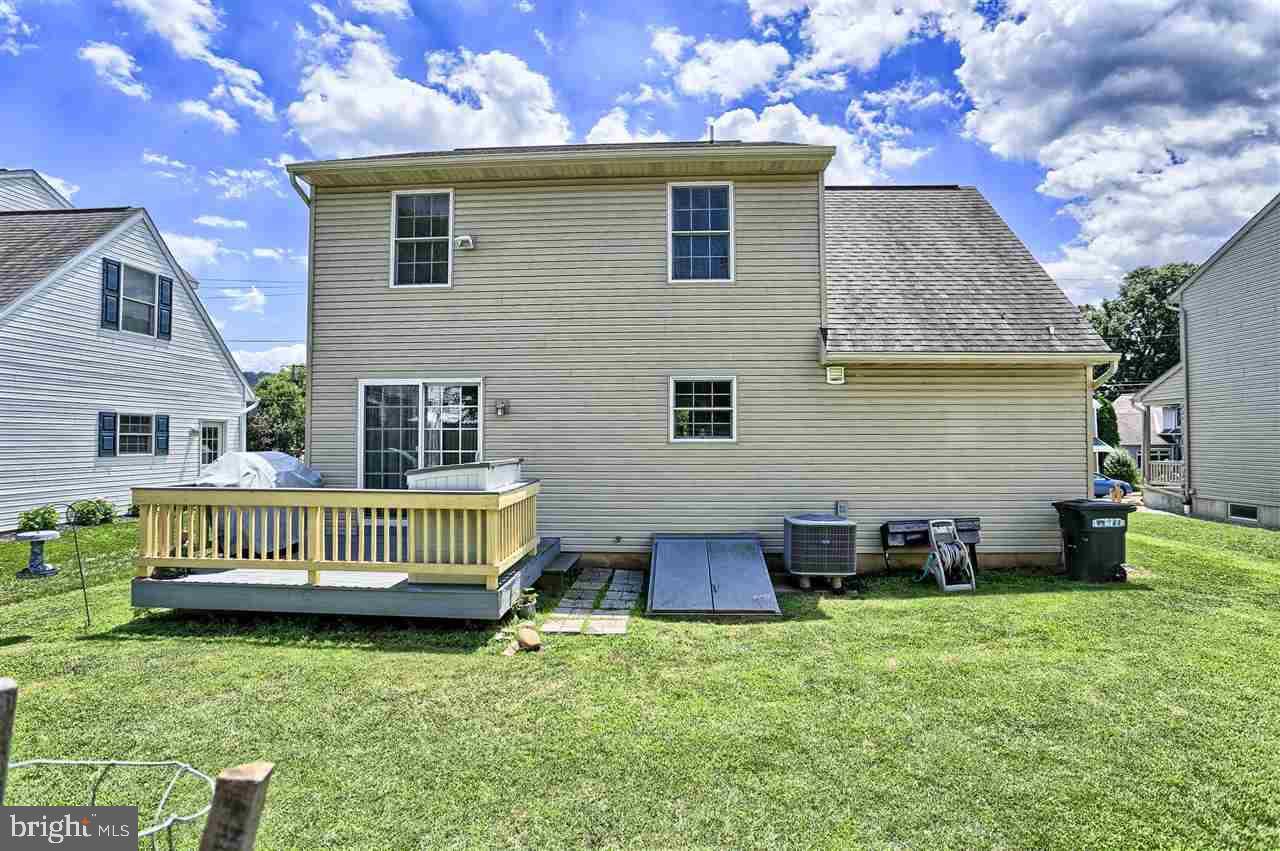 Marietta, PA 17547,212 W WALNUT ST