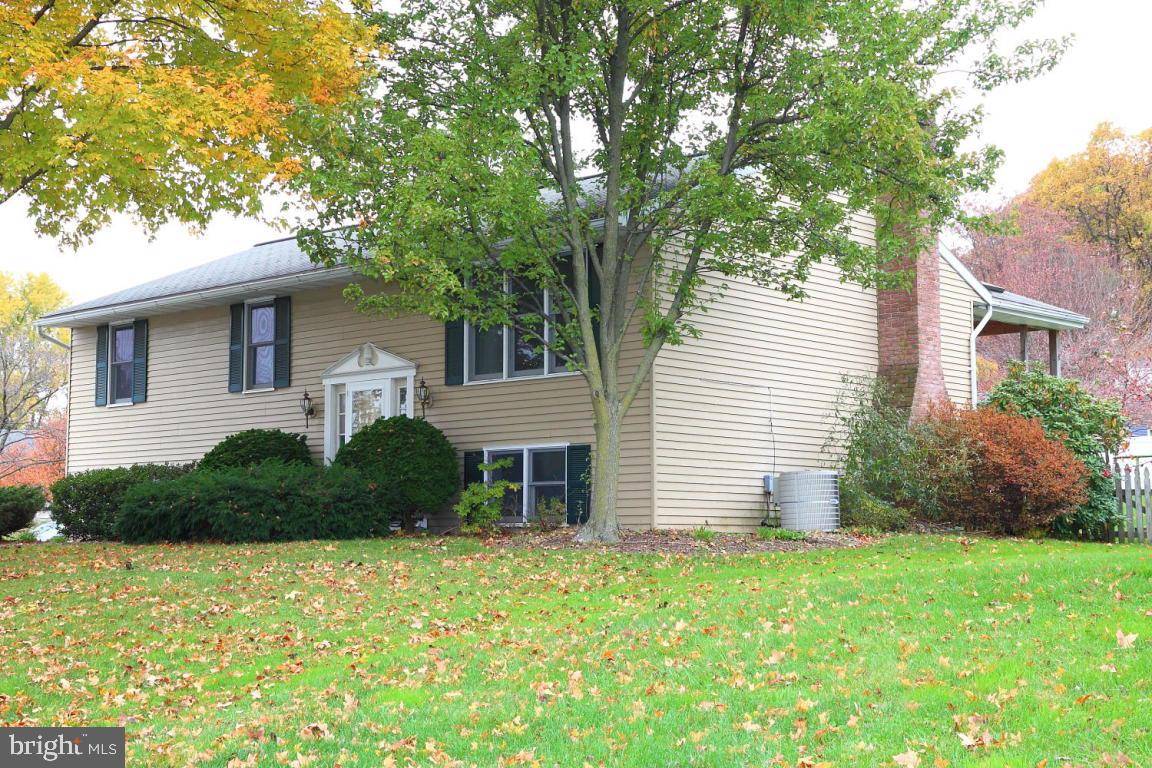 Mountville, PA 17554,386 JAY LN