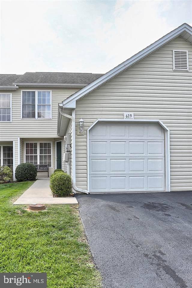 Etters, PA 17319,619 CANVASBACH DR