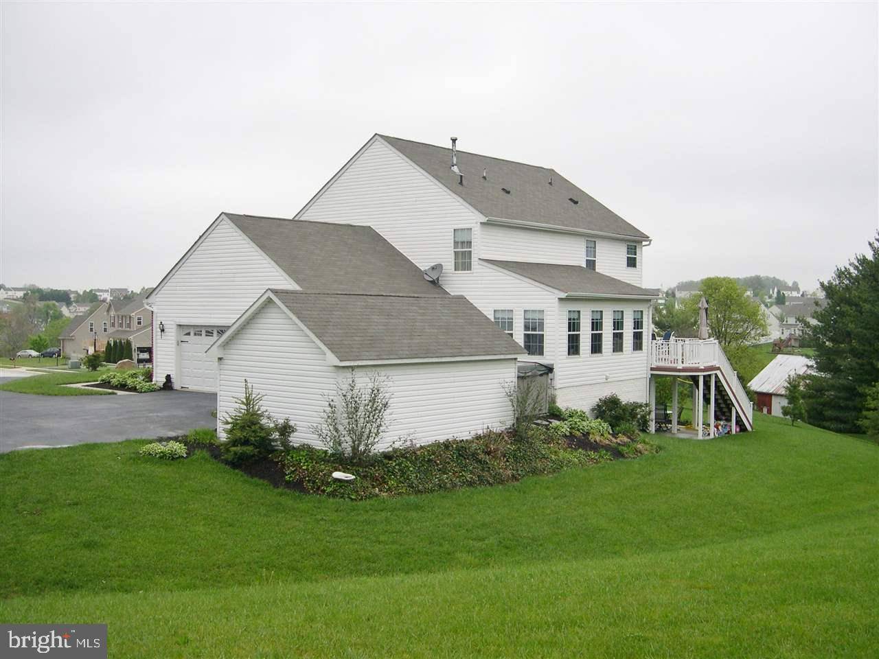 Hanover, PA 17331,11 MALEK DR