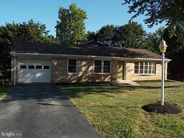 York Twp, PA 17402,445 RUSHMORE DR