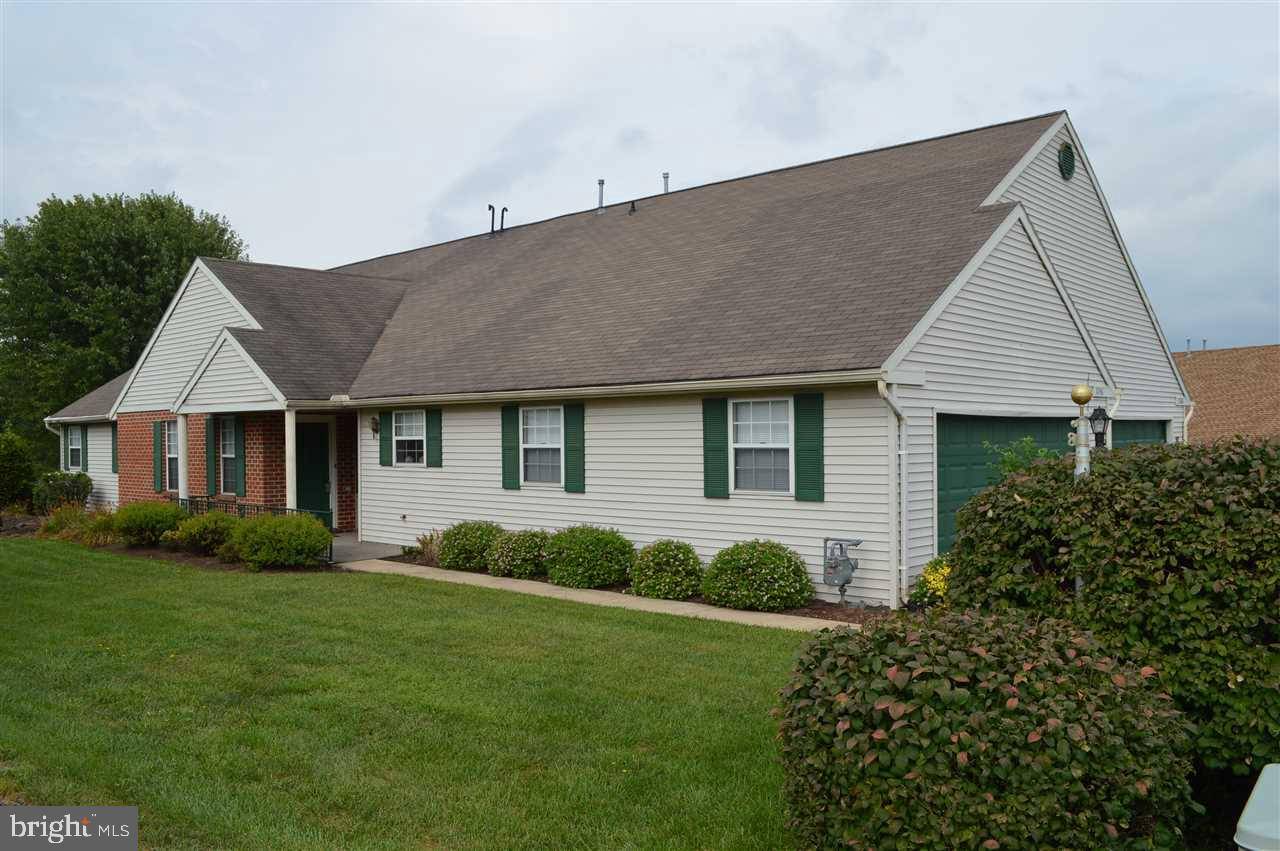 Dover, PA 17315,3246 FALCON LN