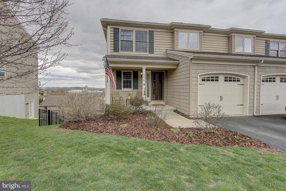 Ephrata, PA 17522,136 EAGLE DR