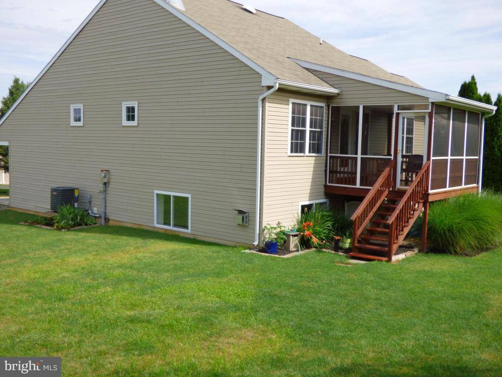 Mount Joy, PA 17552,4068 PARKSIDE CT