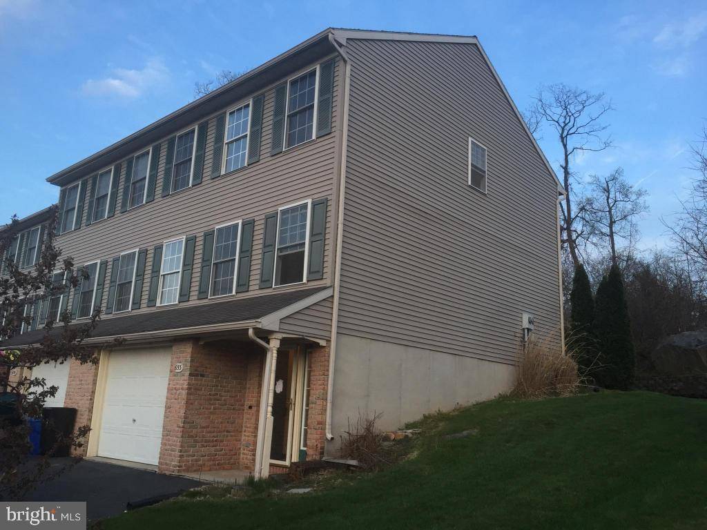 Elizabethtown, PA 17022,653 ROCKWOOD DR