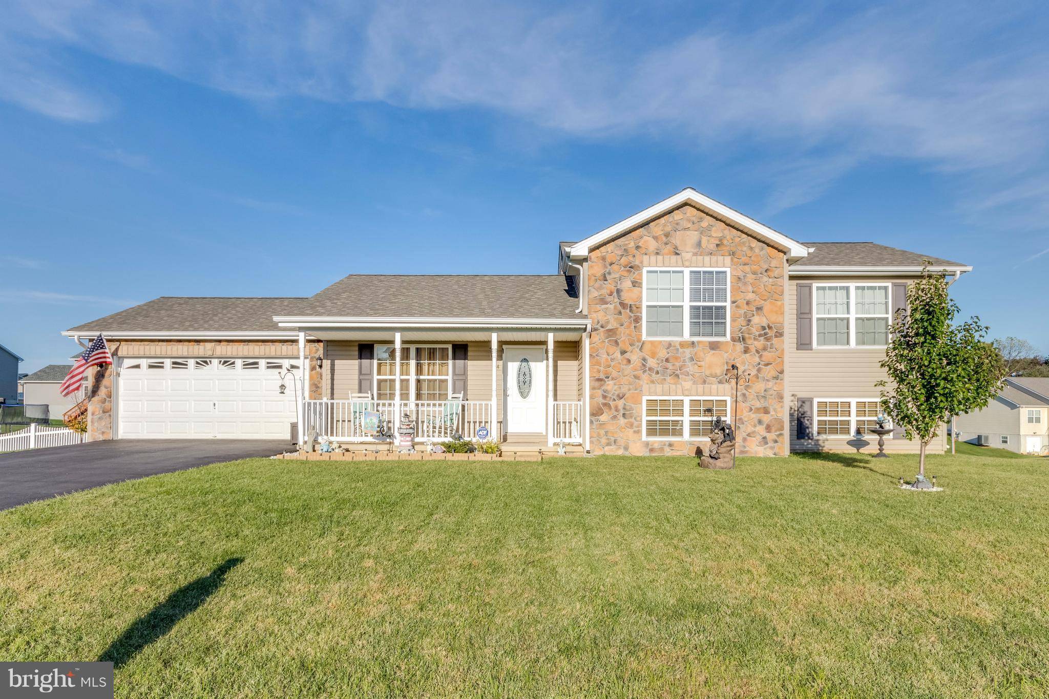 Martinsburg, WV 25403,84 SPYGLASS DR