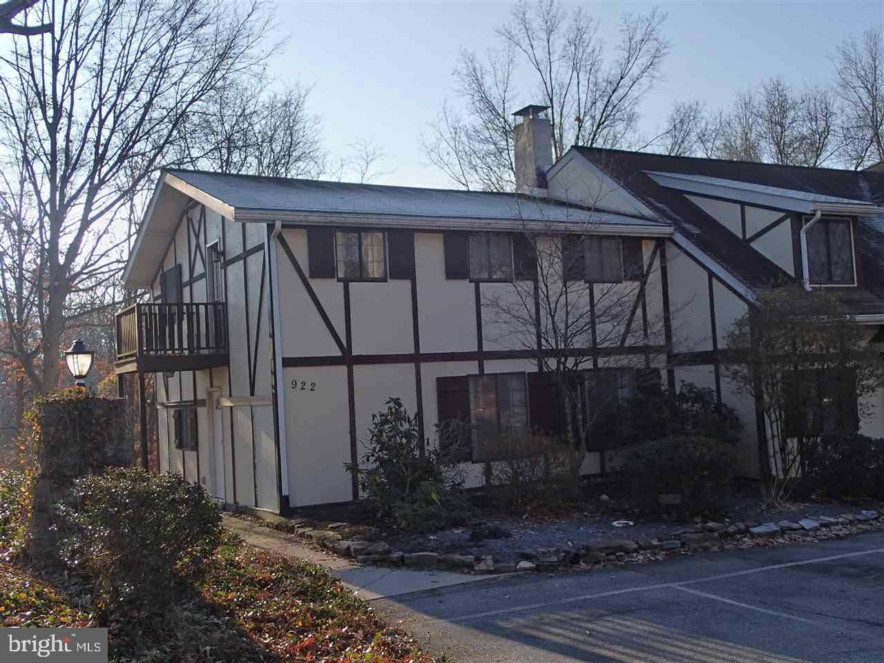 Hummelstown, PA 17036,922 RHUE HAUS LN