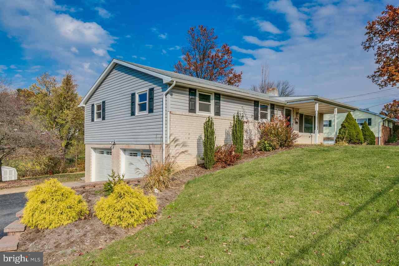 Dallastown, PA 17313,360 FREDERICK DR