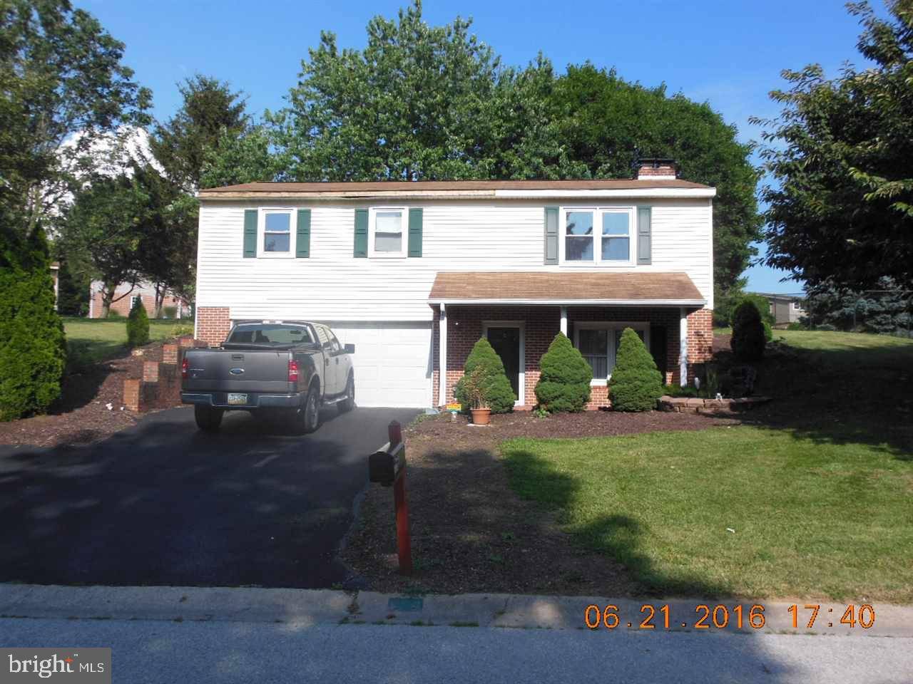 Dallastown, PA 17313,664 COLONIAL DR