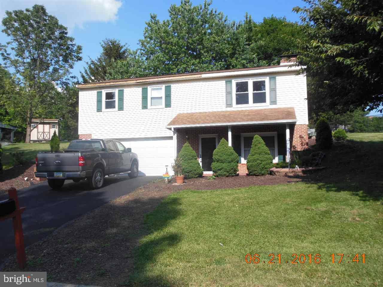 Dallastown, PA 17313,664 COLONIAL DR