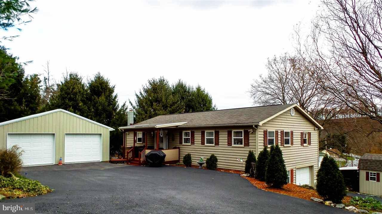 Seven Valleys, PA 17360,2530 TREE TOP LN