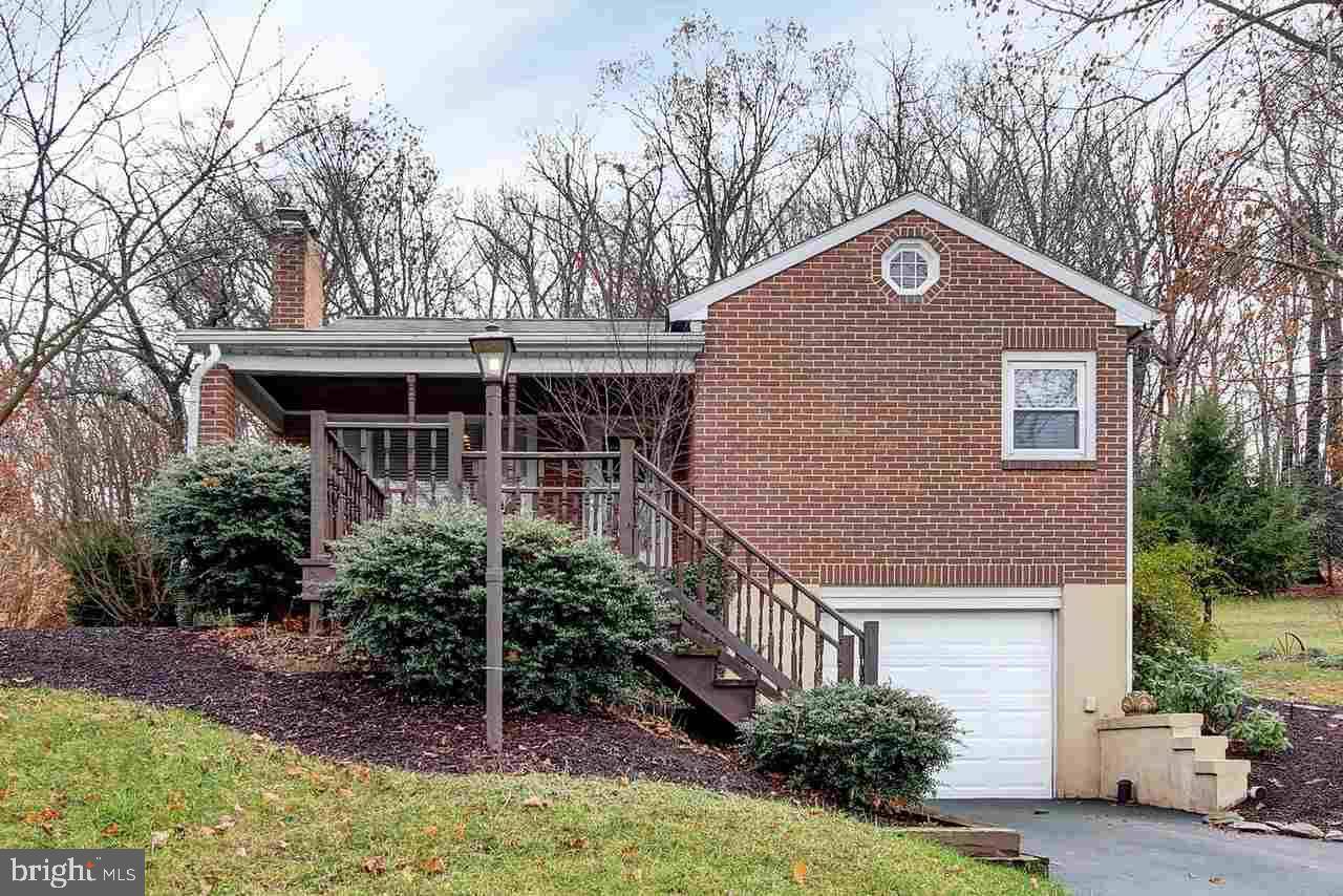 York, PA 17406,470 WOODLAND VIEW DR