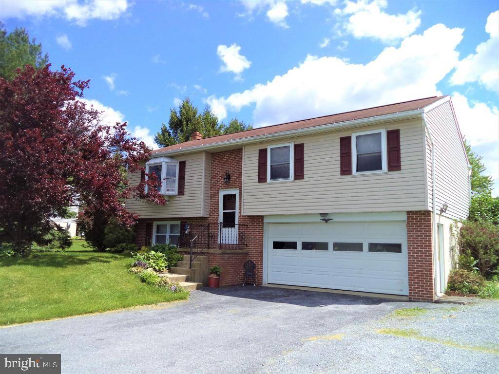 Manheim, PA 17545,1339 E MEADOW RD