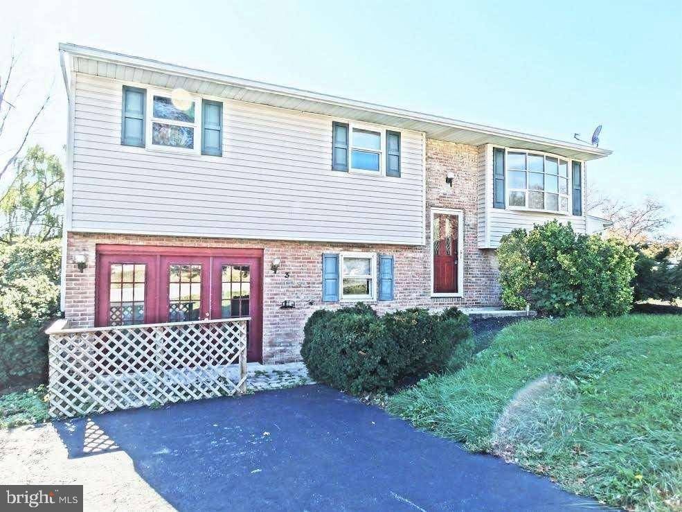 Etters, PA 17319,353 DORWART CIR