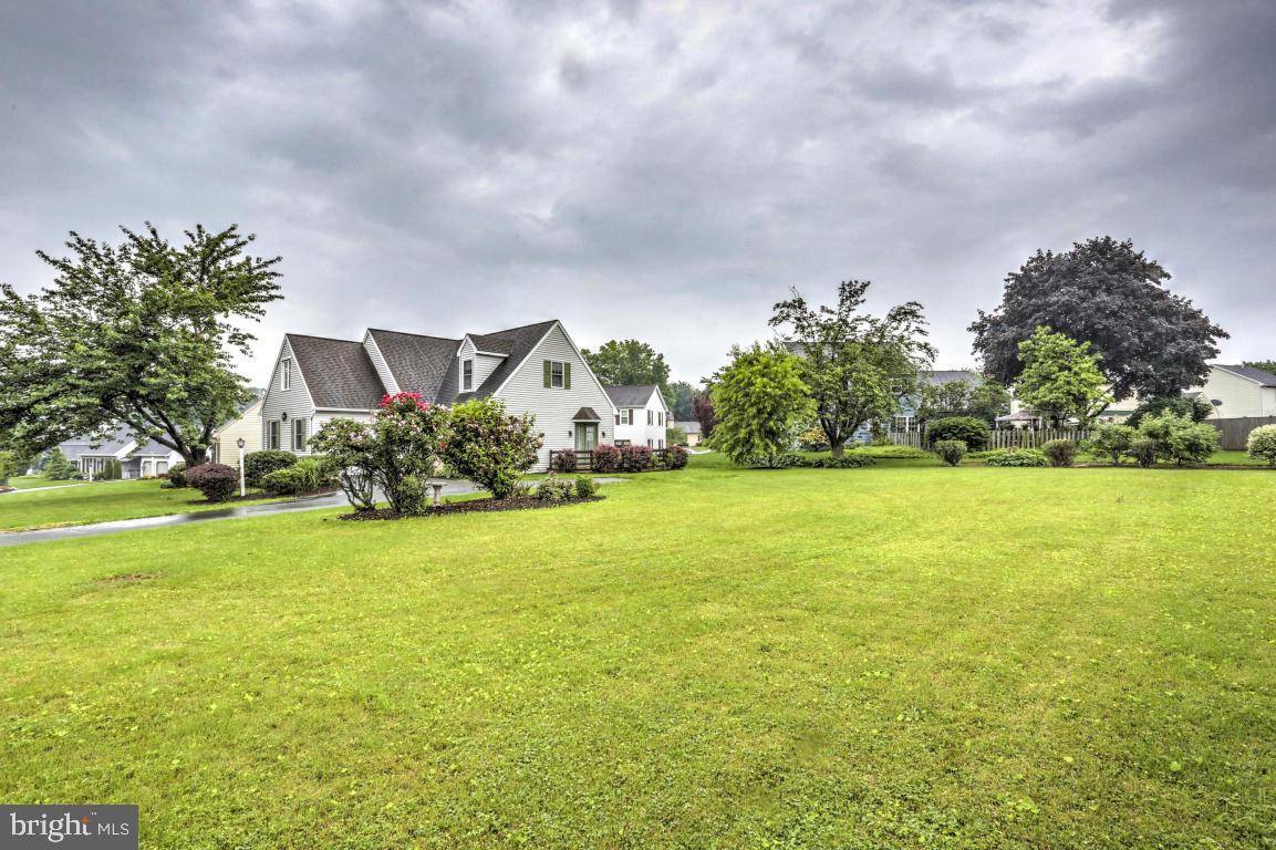 West Lampeter Twp, PA 17602,84 LOCUST LN