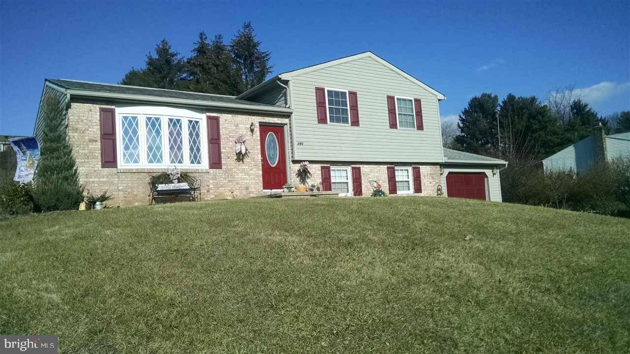 Seven Valleys, PA 17360,280 CLAREMONT DR