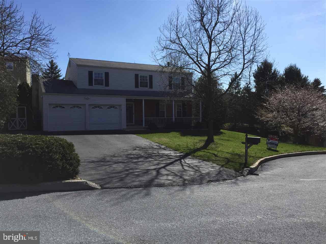 Harrisburg, PA 17111,576 THRUSH CT