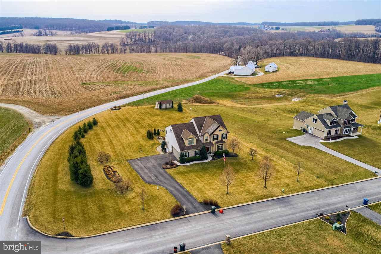 Stewartstown, PA 17363,6038 TANNER LN