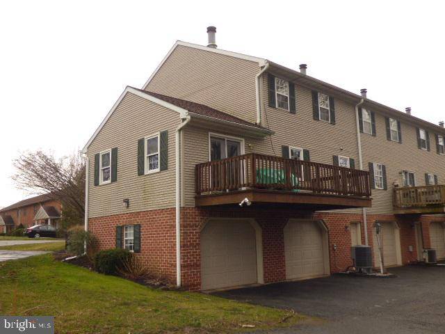 Wrightsville, PA 17368,974 EAGLE LN