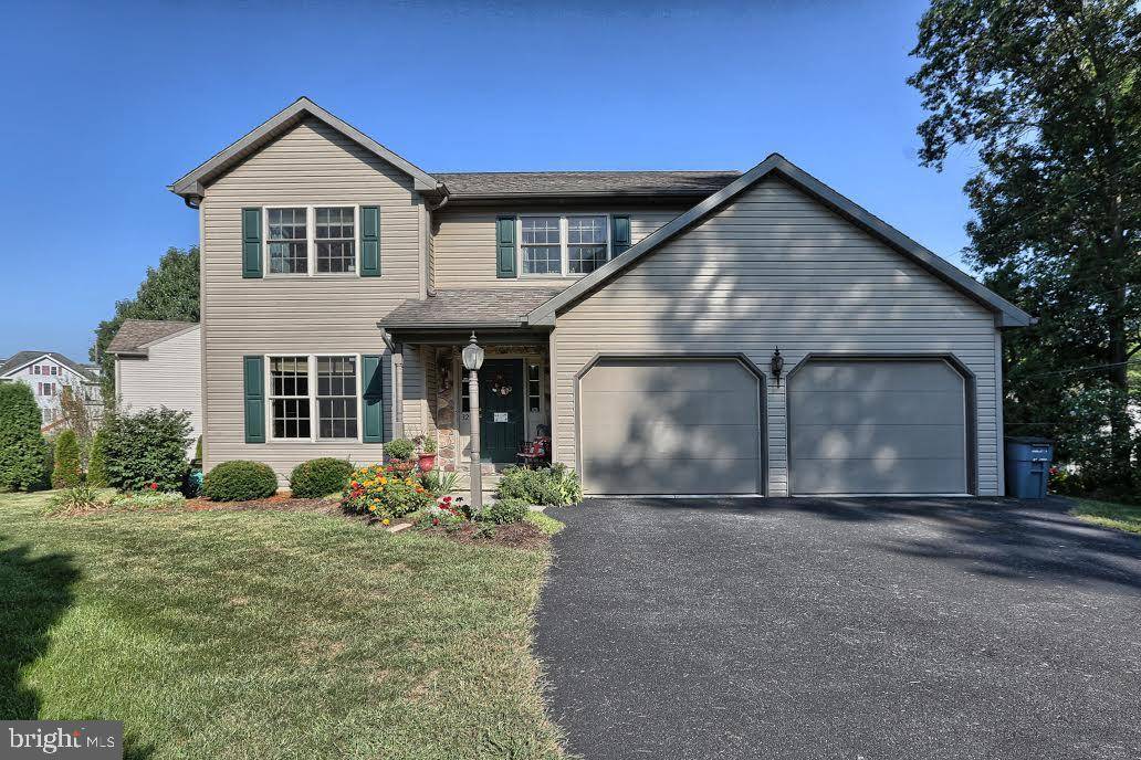 Mount Joy, PA 17552,329 E APPLETREE ALY