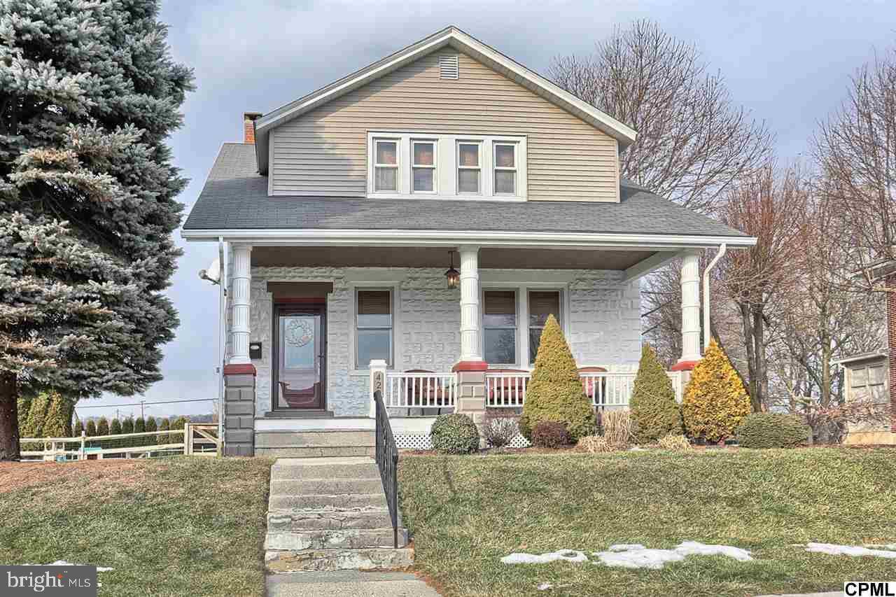 Cleona, PA 17042,429 W CHESTNUT ST