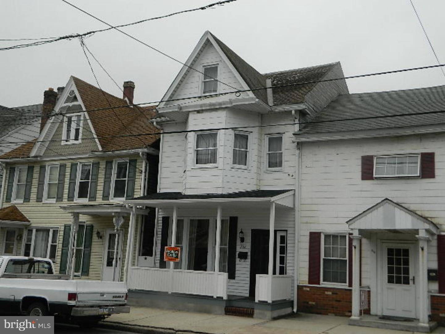 Tamaqua, PA 18252,208 PINE ST