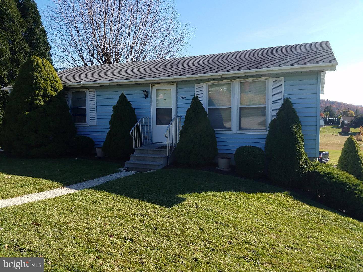 Pine Grove, PA 17963,404 4TH ST