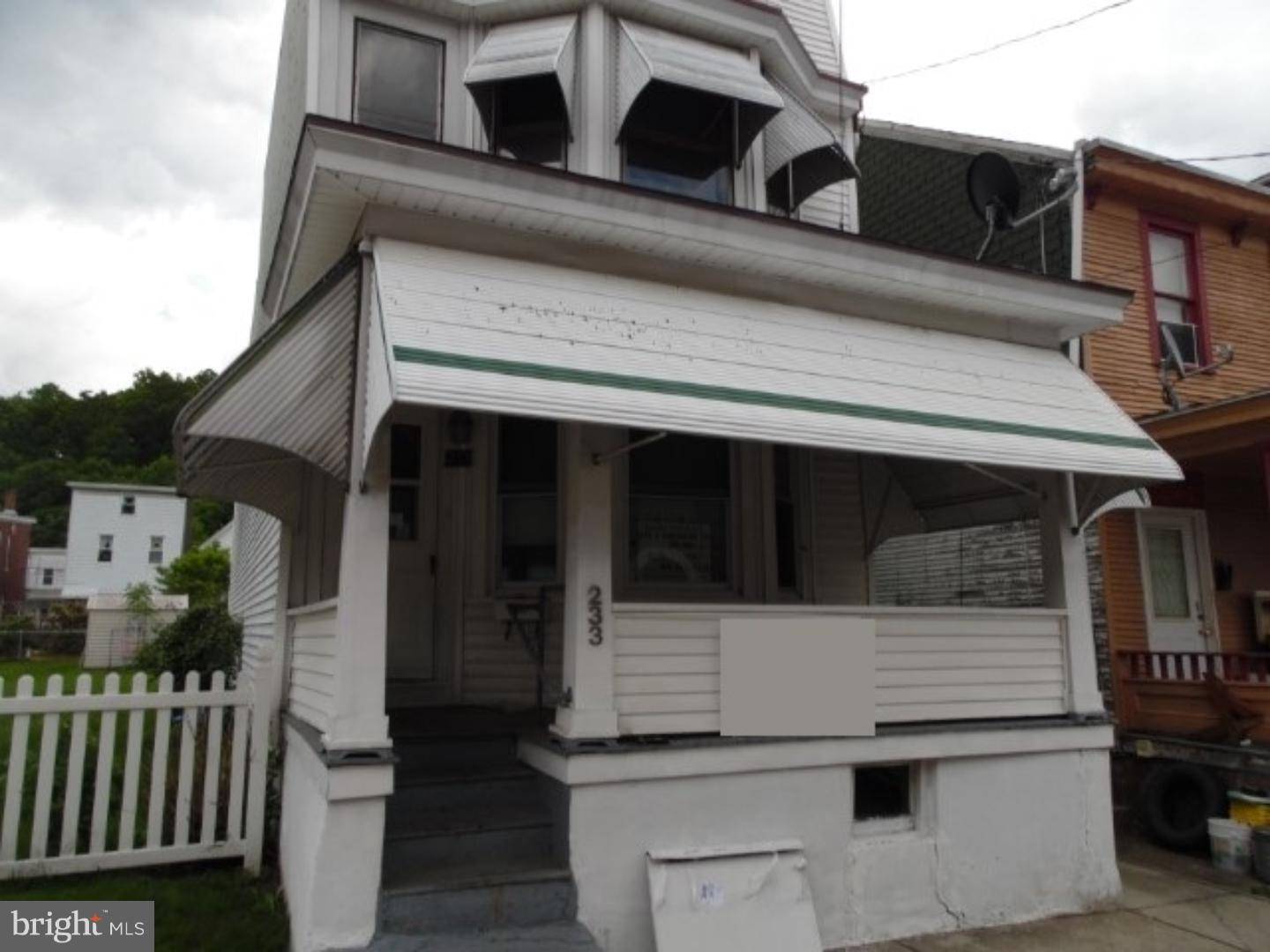 Saint Clair, PA 17970,233 S NICHOLAS ST