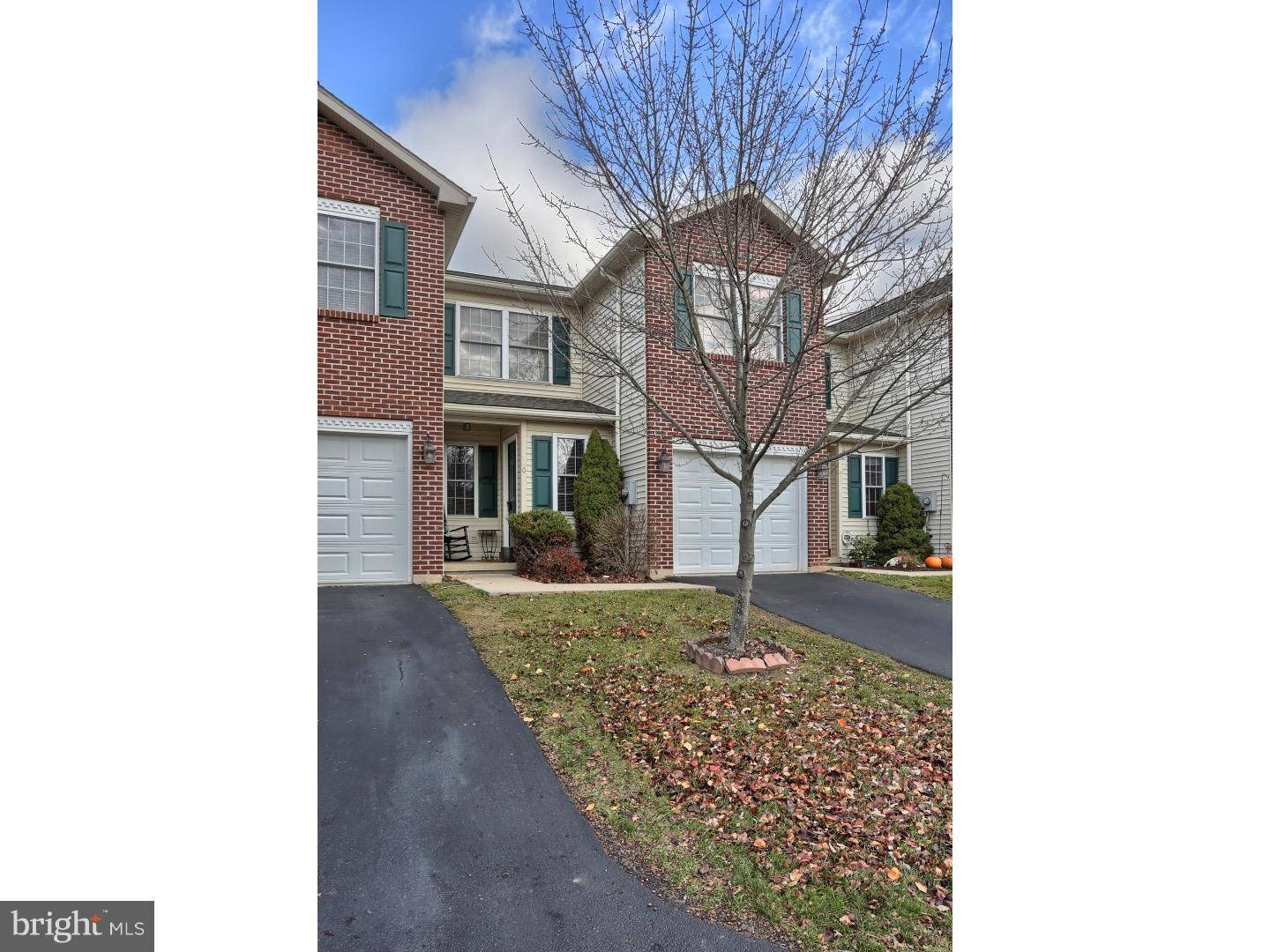 Orwigsburg, PA 17961,420 LANTERN GREEN WAY