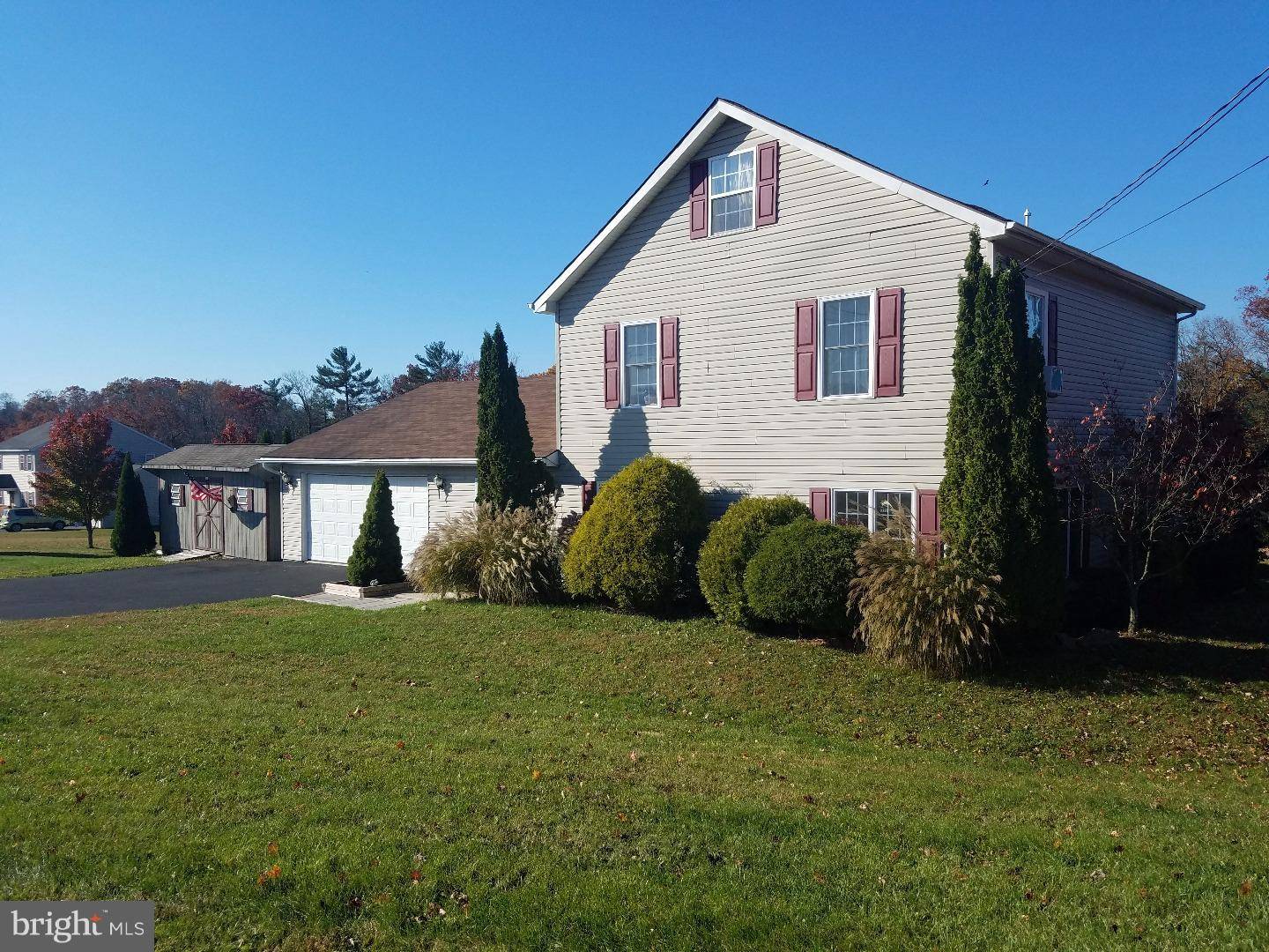 Pine Grove, PA 17963,1424 MOUNTAIN RD