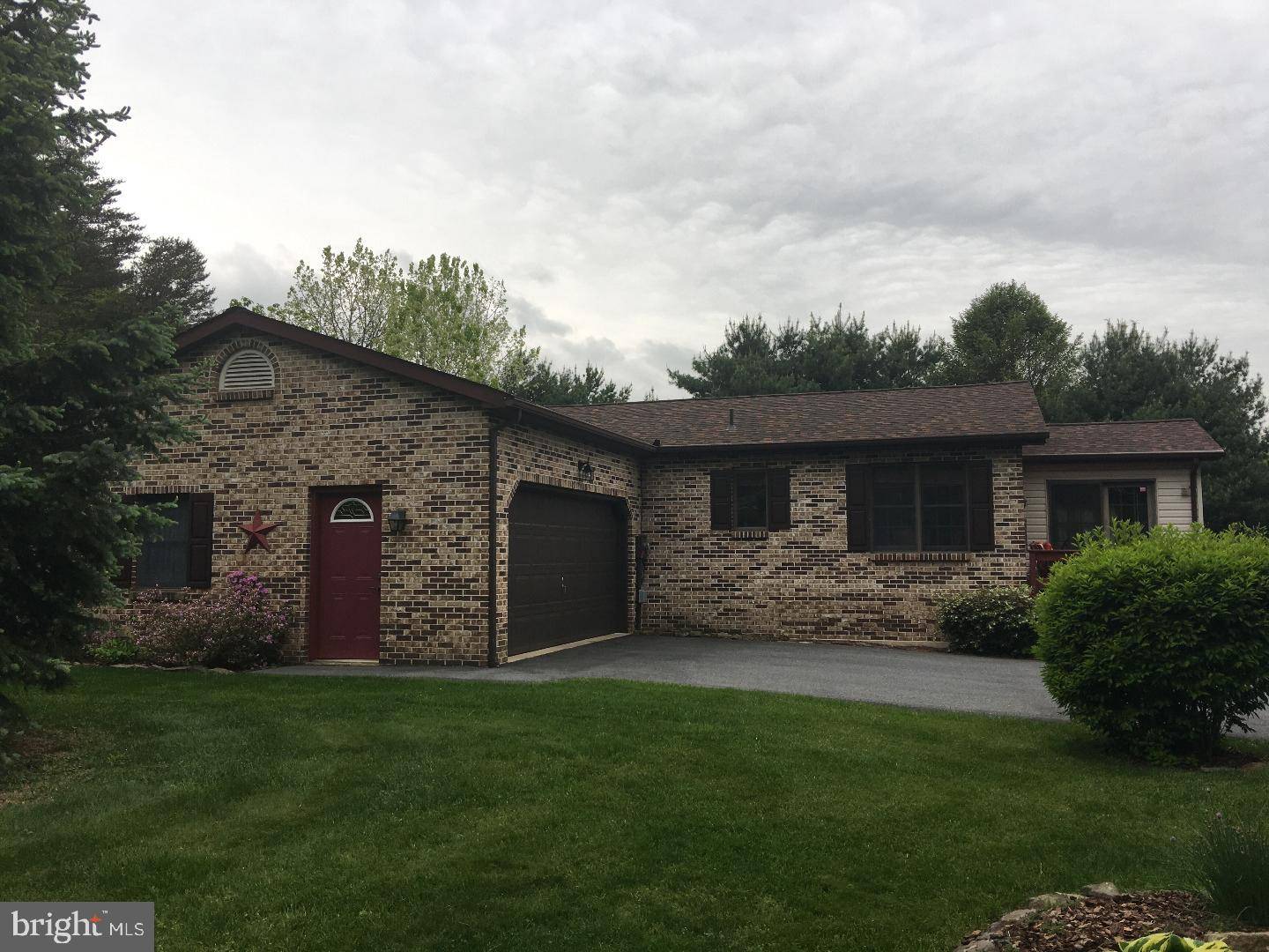 Auburn, PA 17922,559 COYOTE DR