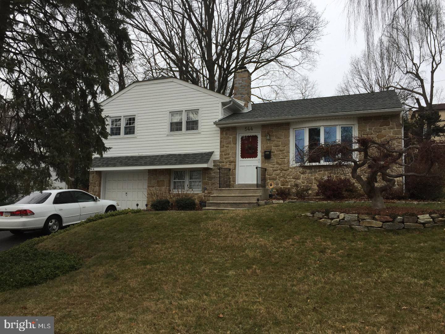 Jenkintown, PA 19046,544 PINE TREE RD