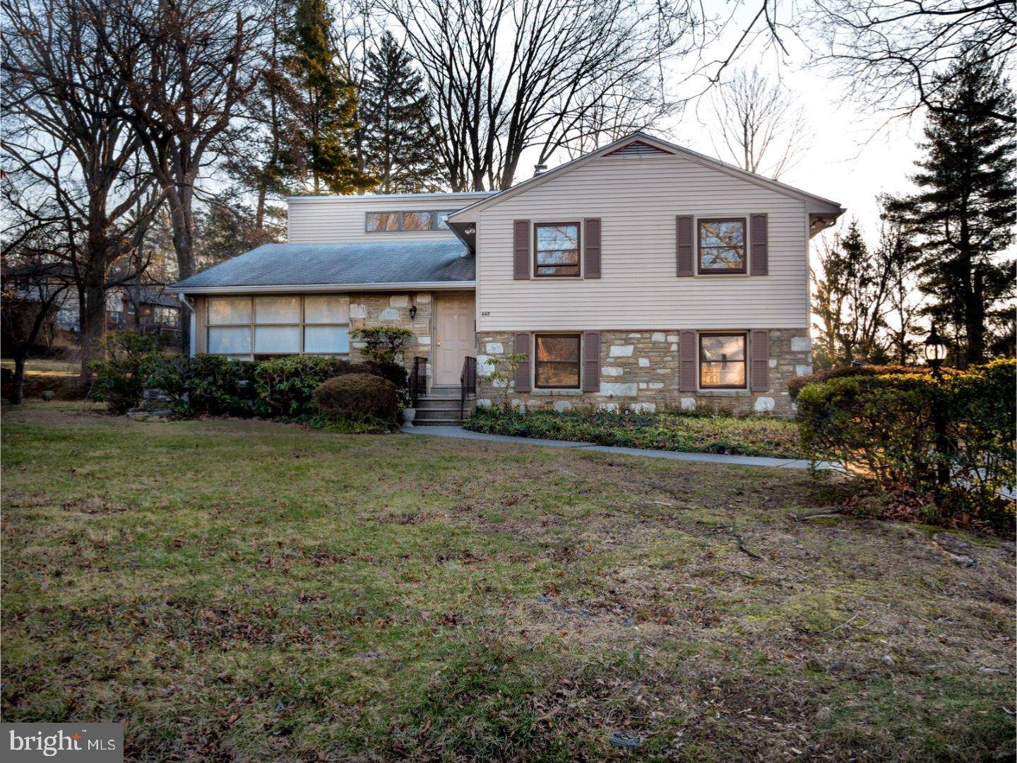 Glenside, PA 19038,445 TWICKENHAM RD