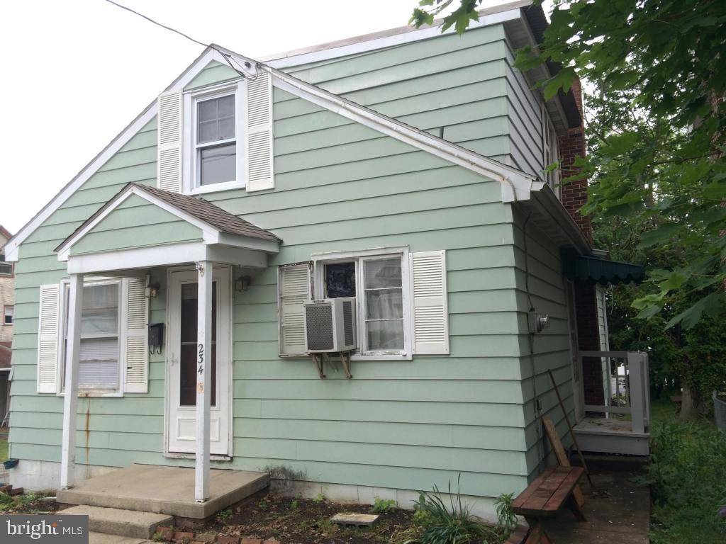 Ephrata, PA 17522,234 LINCOLN AVE