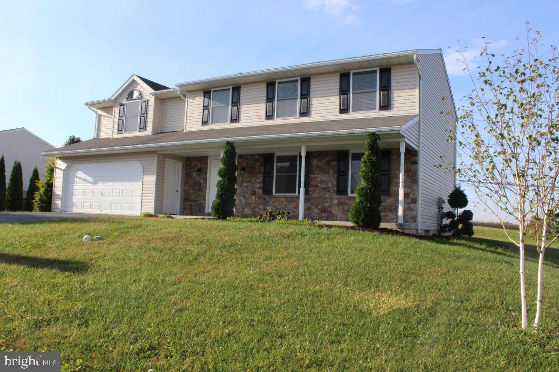 Newmanstown, PA 17073,109 SWEETWATER LN