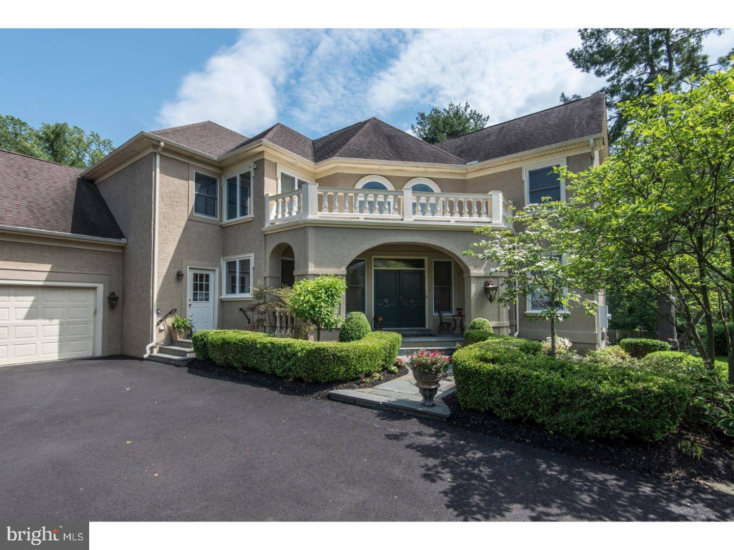 Rydal, PA 19046,930 PINE VALLEY CIR