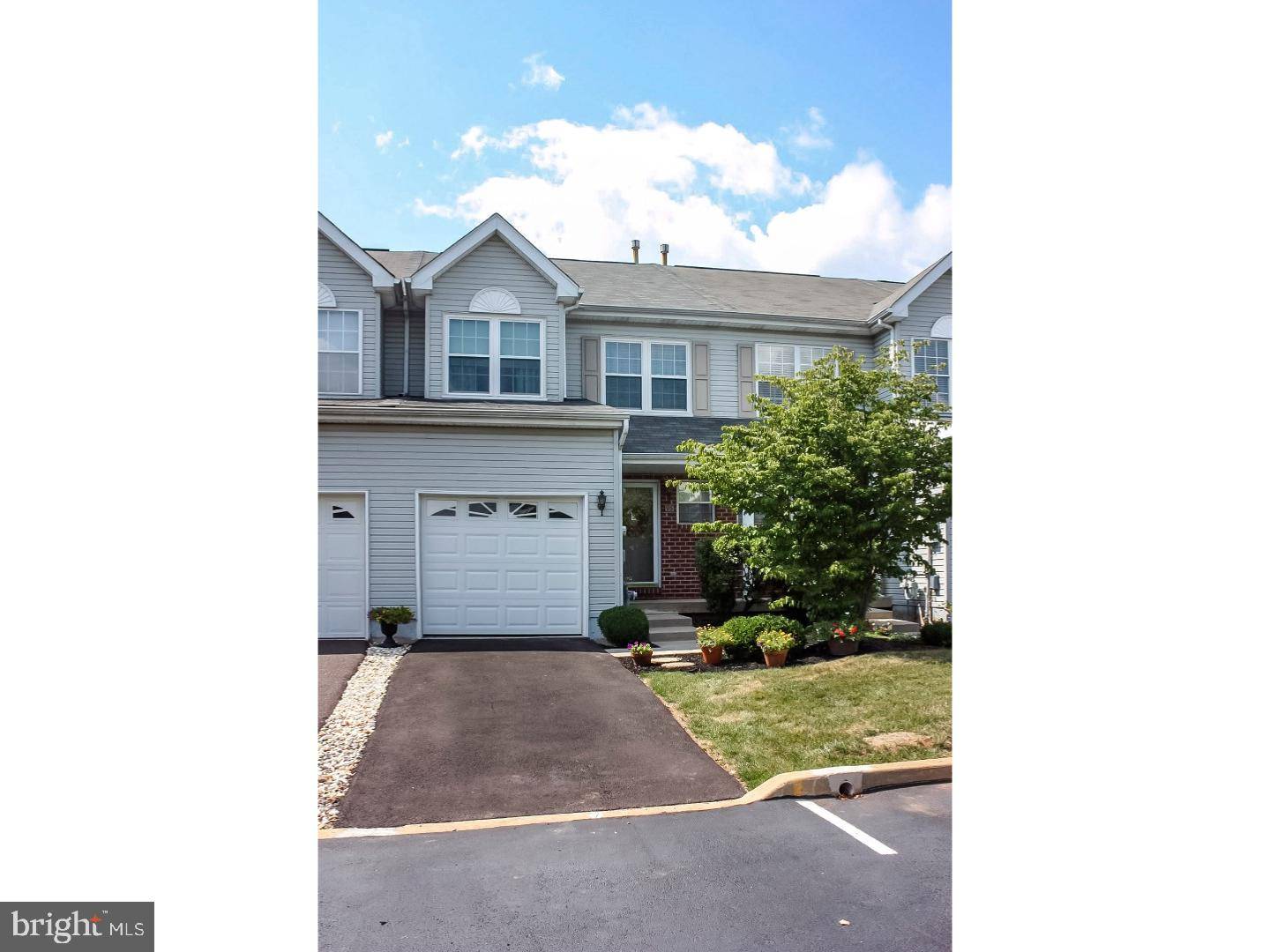 Royersford, PA 19468,95 FORREST CT