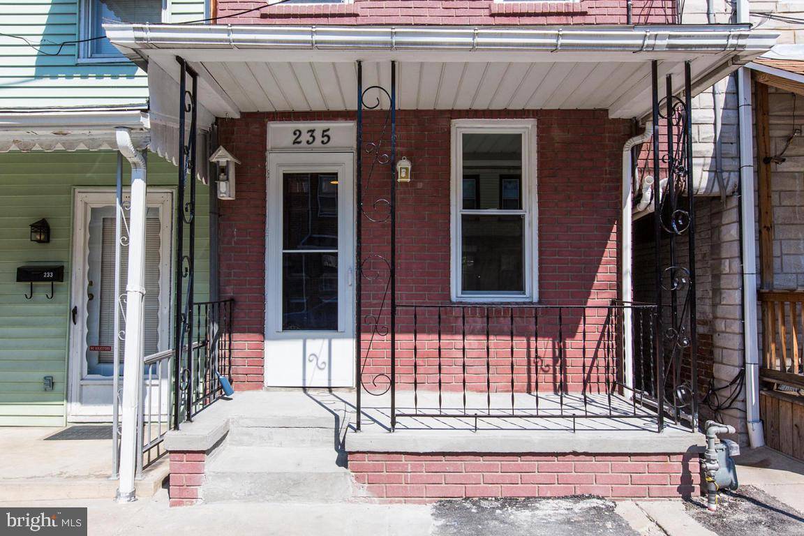 Columbia, PA 17512,235 PERRY ST