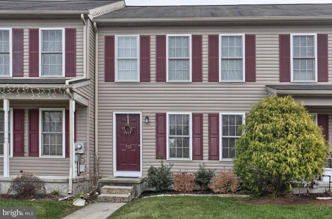 Mount Joy, PA 17552,772 KNOLL DR